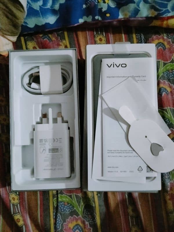 Vivo V30 Lite 5G Non PTA 2