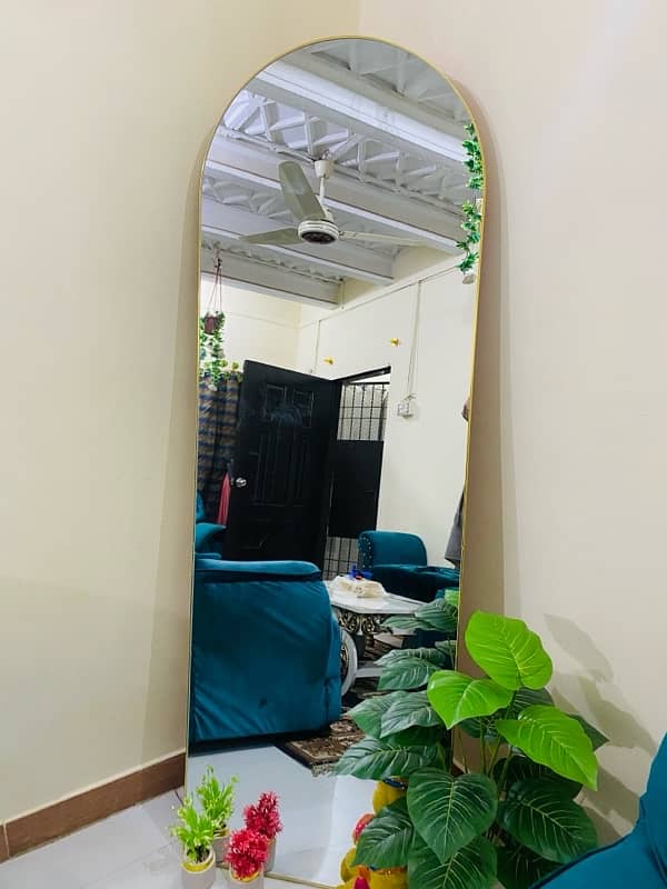 6.5 feet inches mirror with stand bilkll new he 3