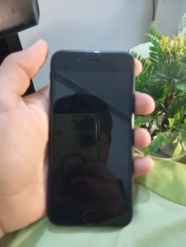 iPhone 8 factor unlock fully original phone 2