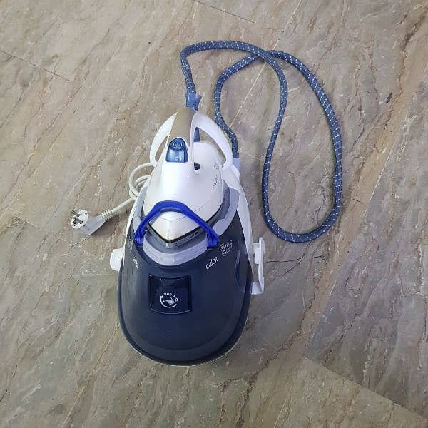 calor steam iron imported form france only few days use 7