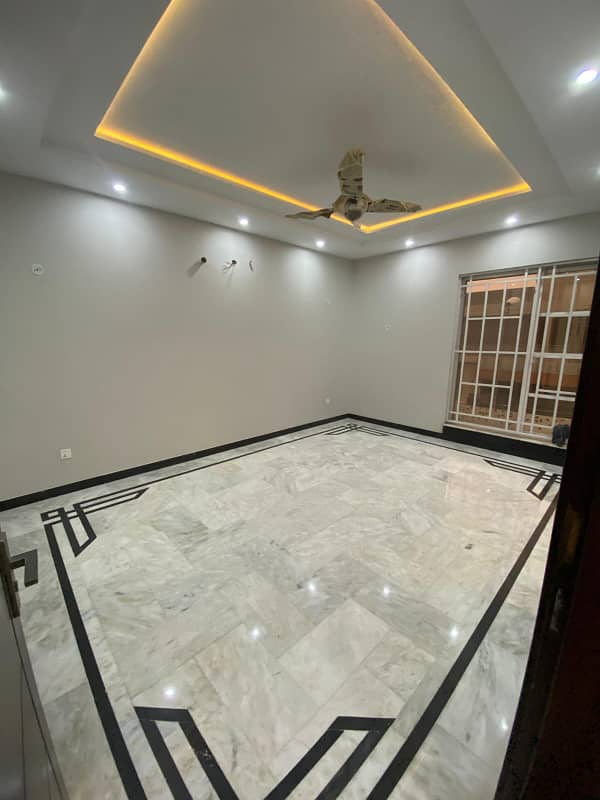 10 MARLA EXCELLENT LIKE A NEW CONDITION HOUSE FOR RENT IN OVERSEAS B BLOCK BAHRIA TOWN LAHORE 7