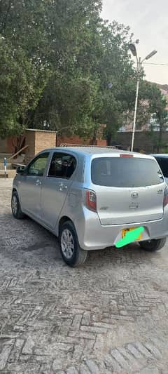 Daihatsu Mira 2012