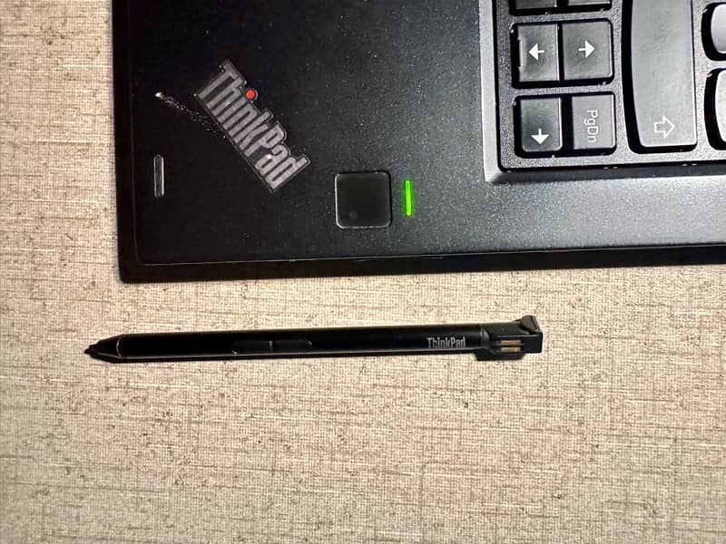 Lenovo Yoga 260 - touch with Stylus 7