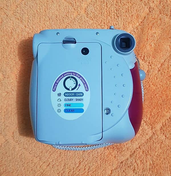 Instax Mini 7s Camera. 2