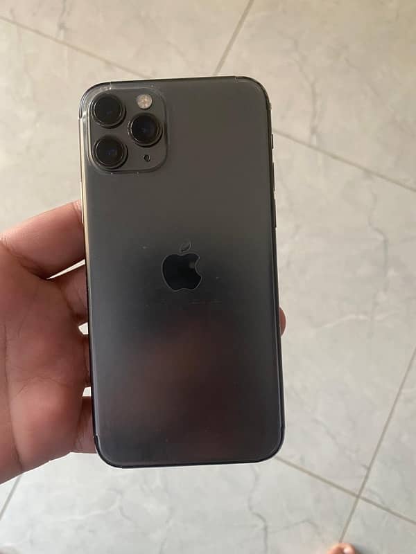 IPHONE 11 pro 1