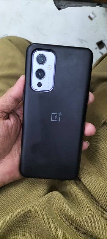 OnePlus 9 8/128 approved 7