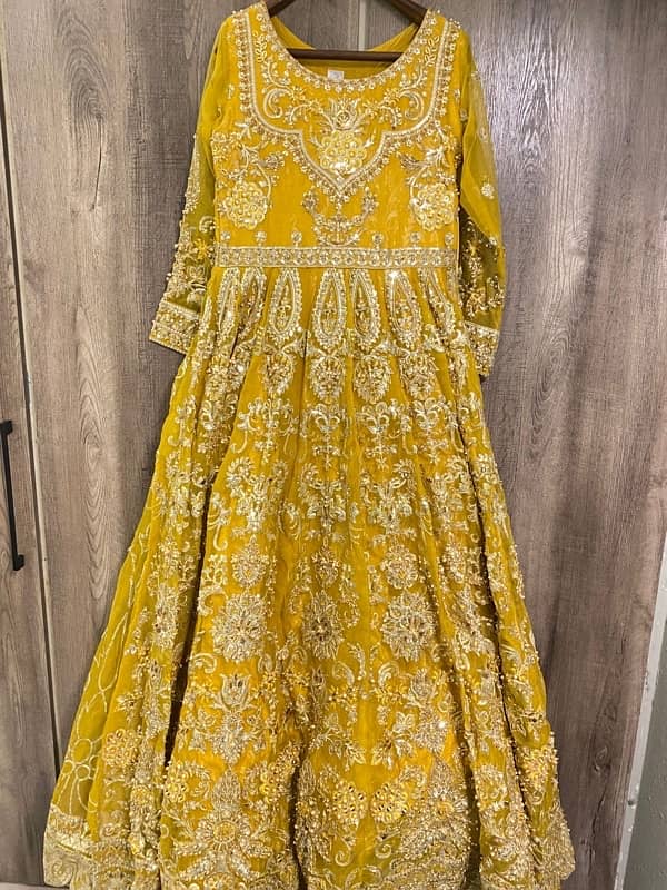 Bridal Mehndi dress 4