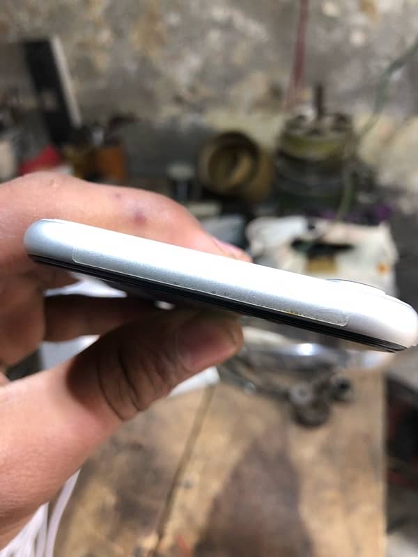 Iphone Xr all ok 64gb jv waterpack 6