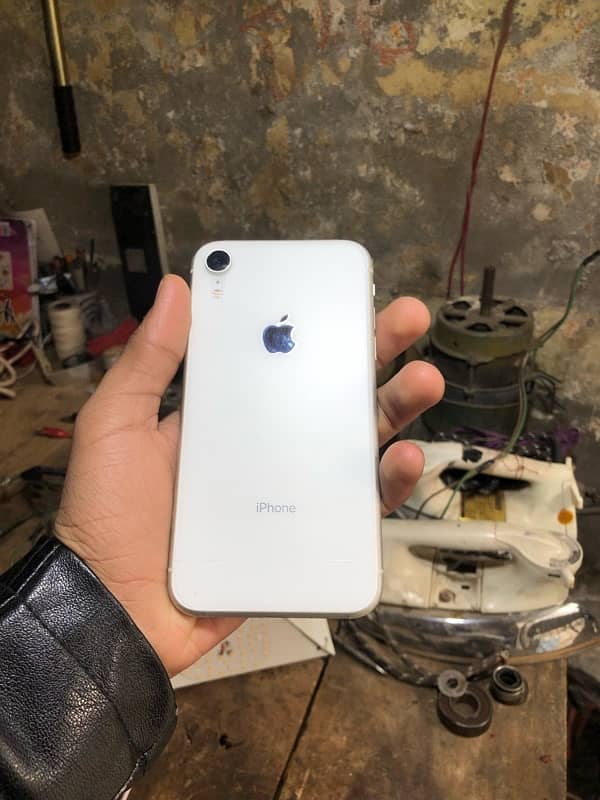 Iphone Xr all ok 64gb jv waterpack 8