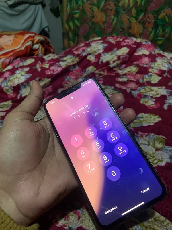 XSMax PTA approved 256gb face id not working Btery change 3