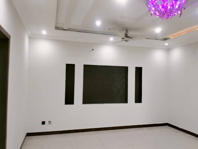 10 MARLA LIKE A BRAND NEW EXCELLENT GOOD LOWER PORTION HOUSE FOR RENT IN SHAHEEN BLOCK BAHRIA TOWN LAHORE 10