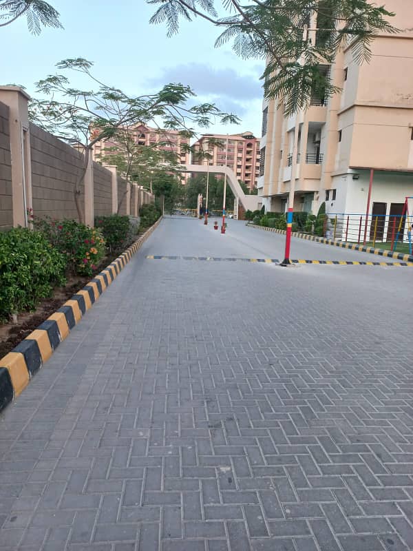 3 Bed Dd Flat For Sale In Saima Jinnah Avenue 3