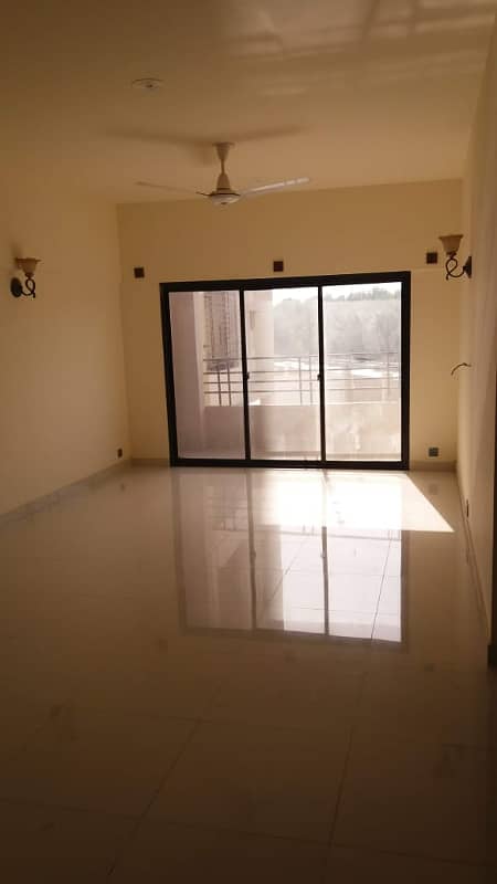 3 Bed Dd West Open Semi Furnished Flat For Sale In Saima Jinnah Avenue 13