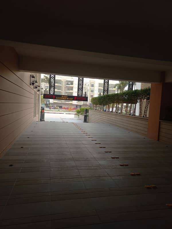 3 BED DD APARTMENT FOR RENT AT METROPOLIS RESIDENCY. 10