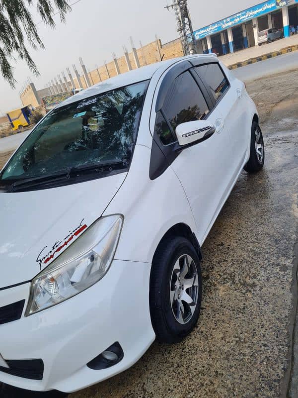 Toyota Vitz 2014 7