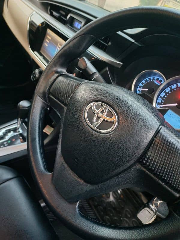 Toyota Corolla Altis 2016 8