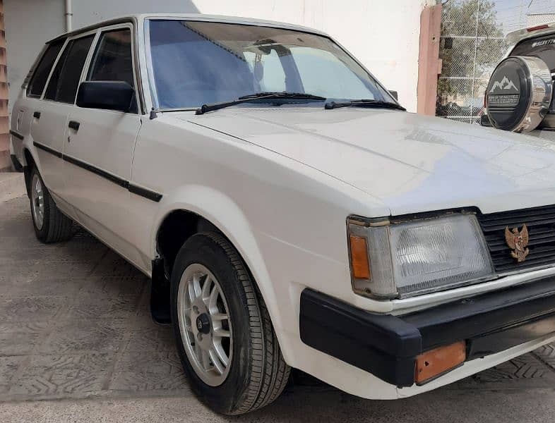 Toyota Corolla KE-70 STATION WAGON TOURING 3