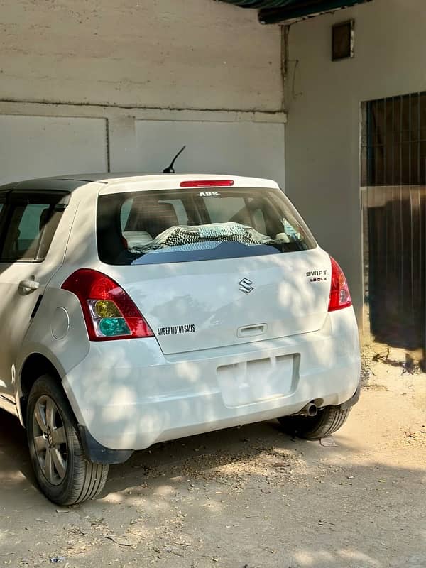 Suzuki Swift DLX Manual 1328cc 2018 white 4