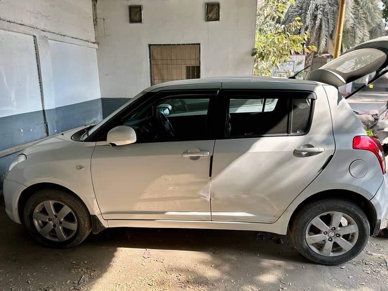 Suzuki Swift DLX Manual 1328cc 2018 white 6