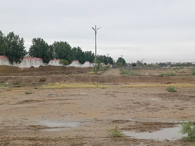 240 Sq Yard Corner Plot For Sale in PIR AHMED ZAMAN TOWN block 2 1