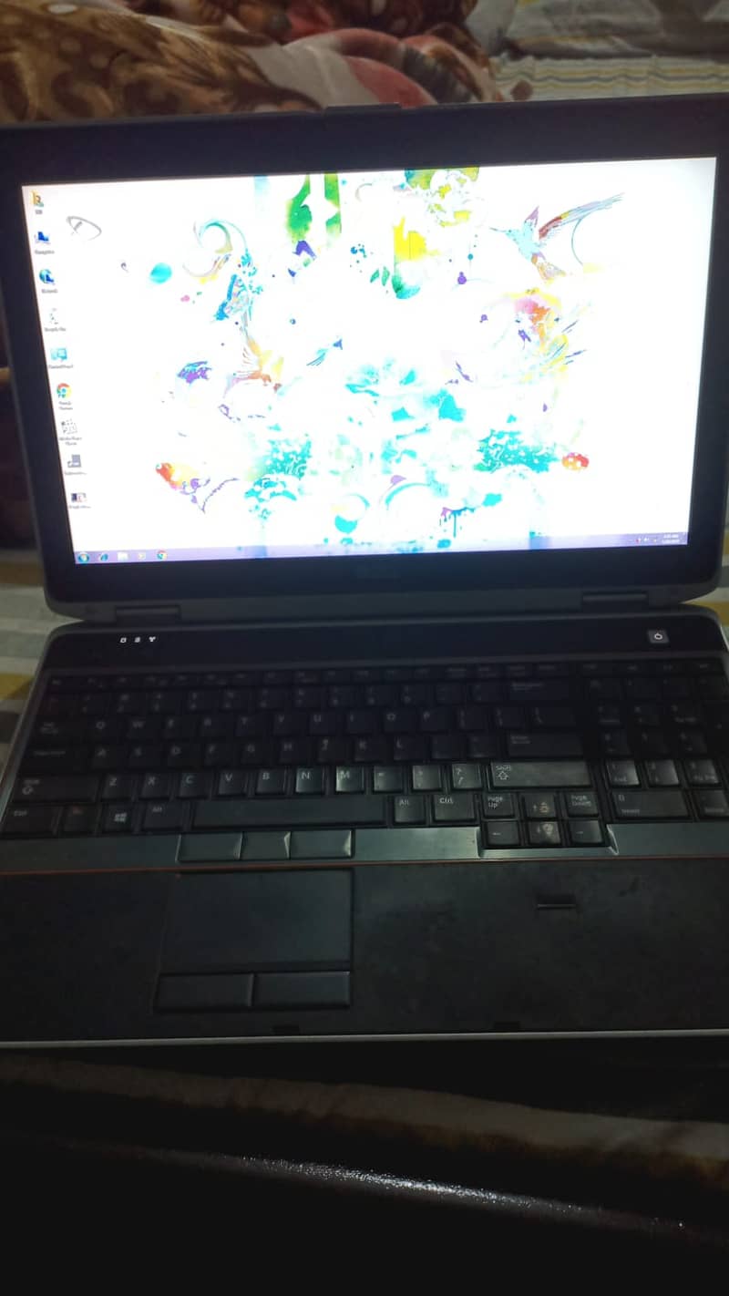 Dell Laptop Core i7 - 2nd Generation with Graphic Card 0