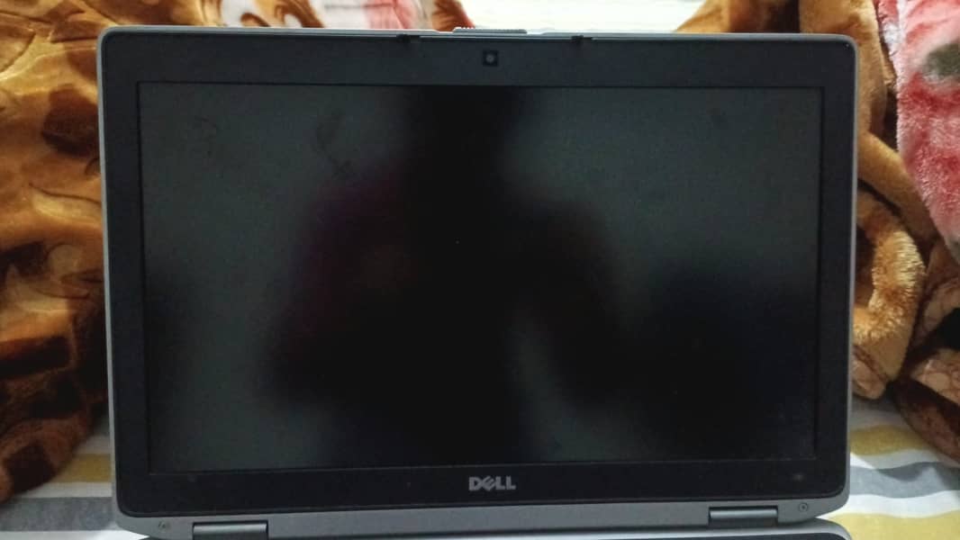 Dell Laptop Core i7 - 2nd Generation with Graphic Card 1