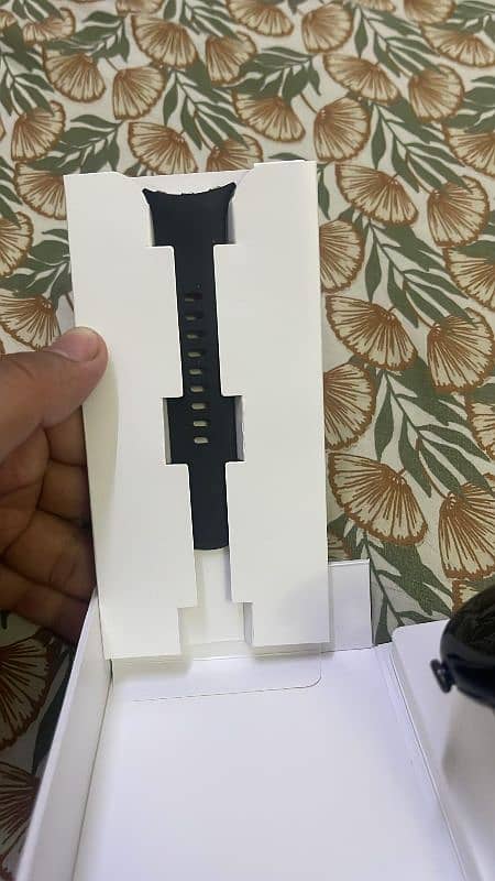 Google Pixel Watch 2 for sale 10/10 9