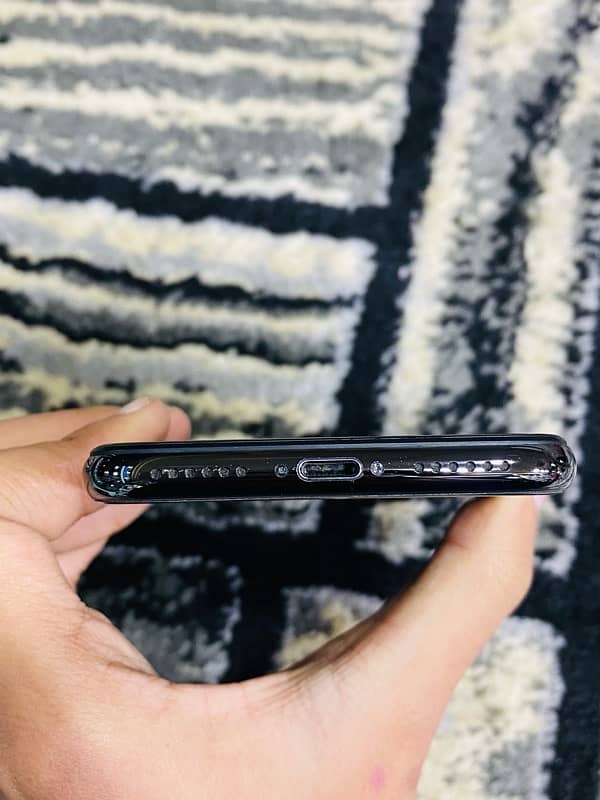 IPHONE X 256GB 4