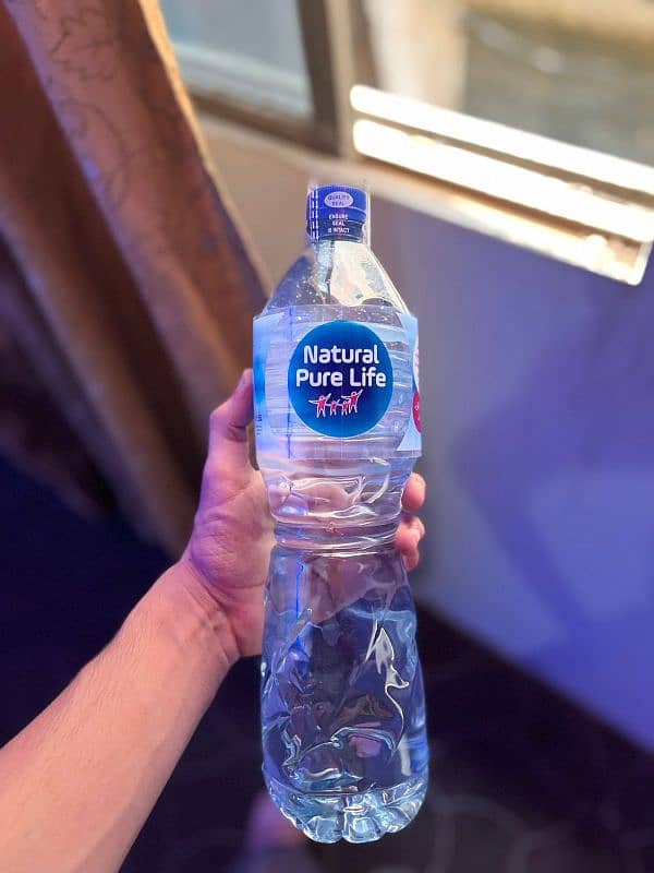 Half Liter/ 1.5 Liter Mineral Water Bottle Pet Available 2