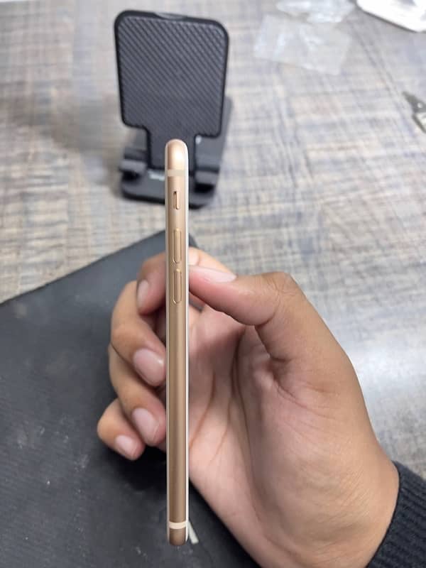 iPhone 8 non pta 9/10 gold 5