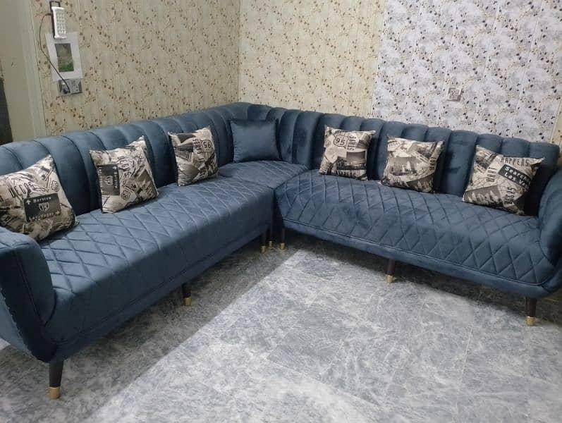 7 seater sofa set condition 10/10 one week used 4