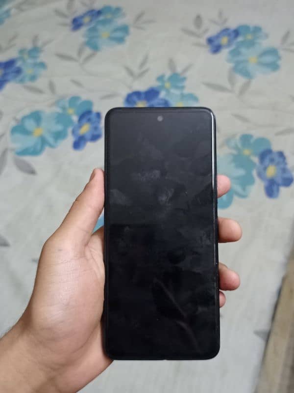 Tecno camon 18t with box and charger 1