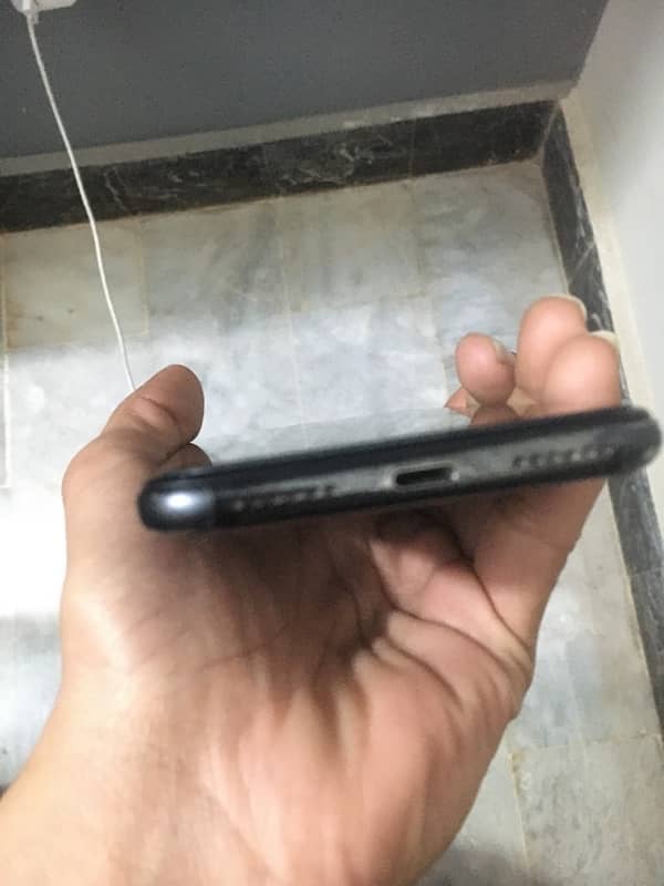 iphone x 256gb pta approved 3