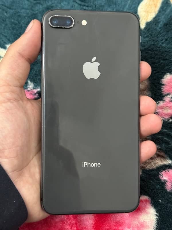 iphone 8 plus 1