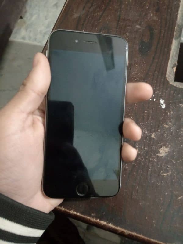 iphone 6s urgent sale phone no 03128758052 1