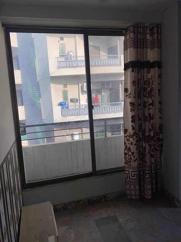 2 bed furnished & non furnished appartments available rent 4