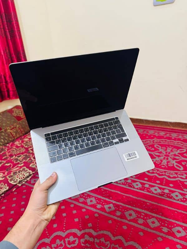 MacBook pro 2019 Model 4