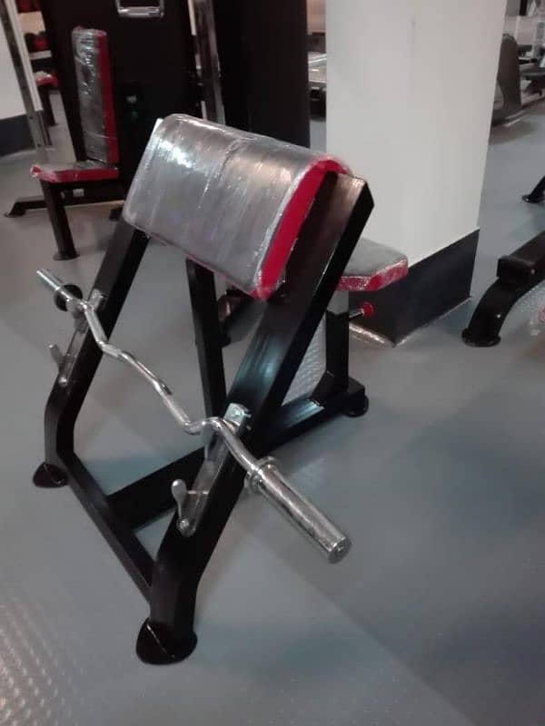 Gym equipments Fourstation 12