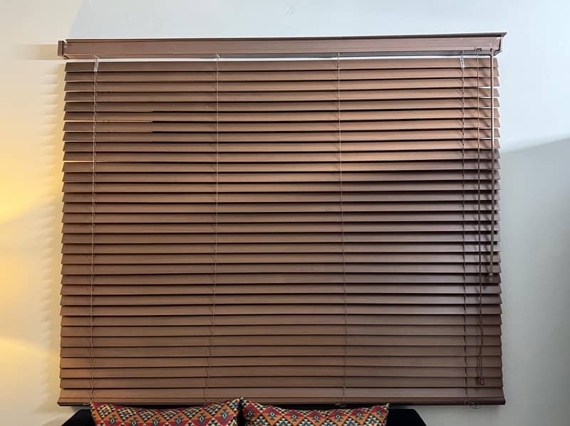 Wooden window blinds 2