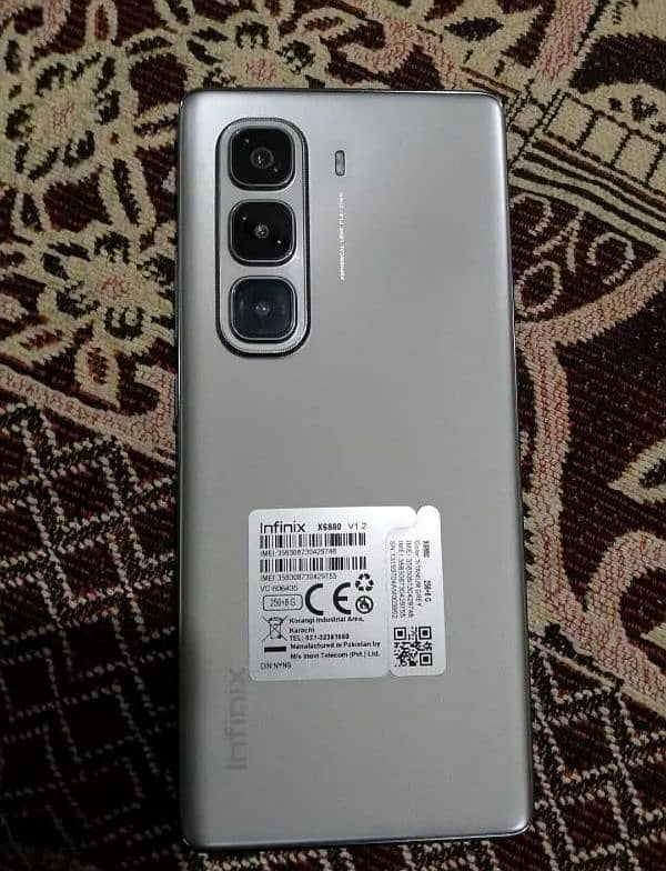 Infinix hot 50 pro. 0