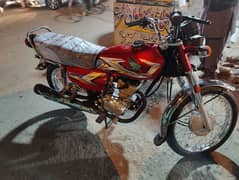 Honda 125 Whatsapp no. 03289456696