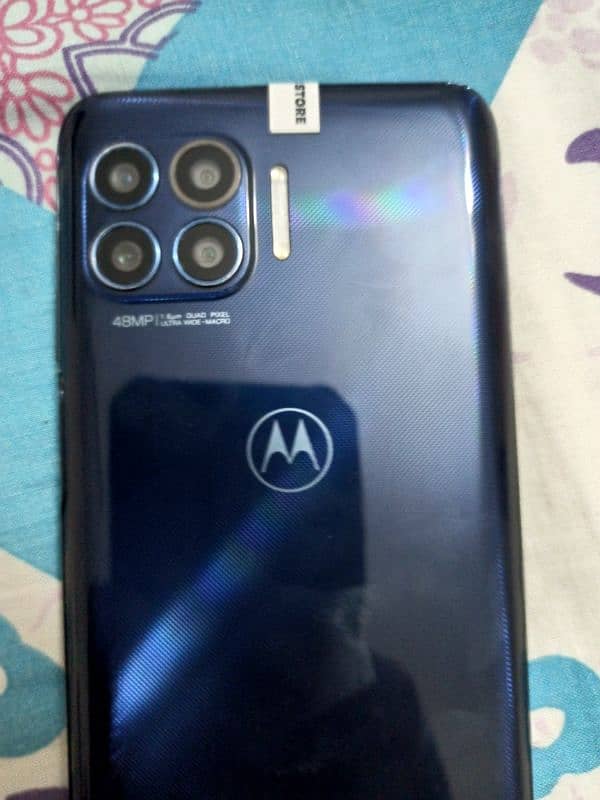 Motorola one 5g mobile in very good condition 2