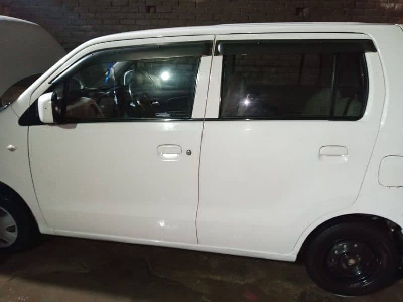 Suzuki Wagon R 2018 7