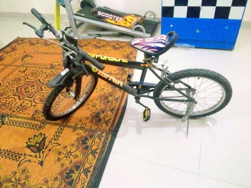 A Bicycle in good condition 0