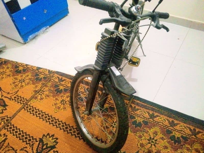 A Bicycle in good condition 2