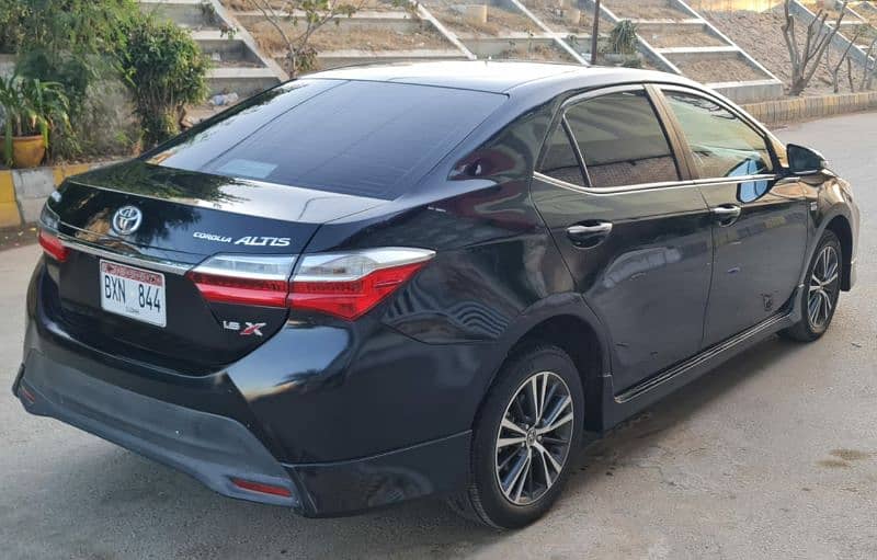 TOYOTA COROLLA ALTIS 1.6 SPECIAL EDITION MODEL 2022 FULL ORIGNAL 3