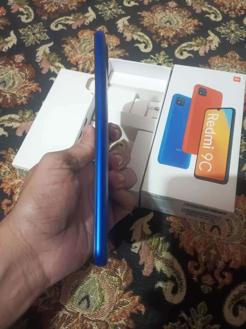 Redmi 9C 3GB Ram 64GB Rom All accessories complete with box. 4