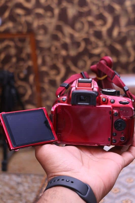 Nikon d5200 with 18/55mm Red product. 3