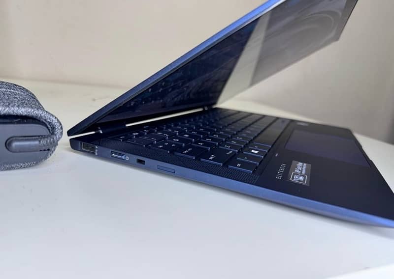 Magnessium blue I7 Hp Dragonfly | Touch Convertible | 16/256 7