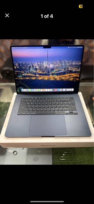 Macbook Air m3 15 inch 0